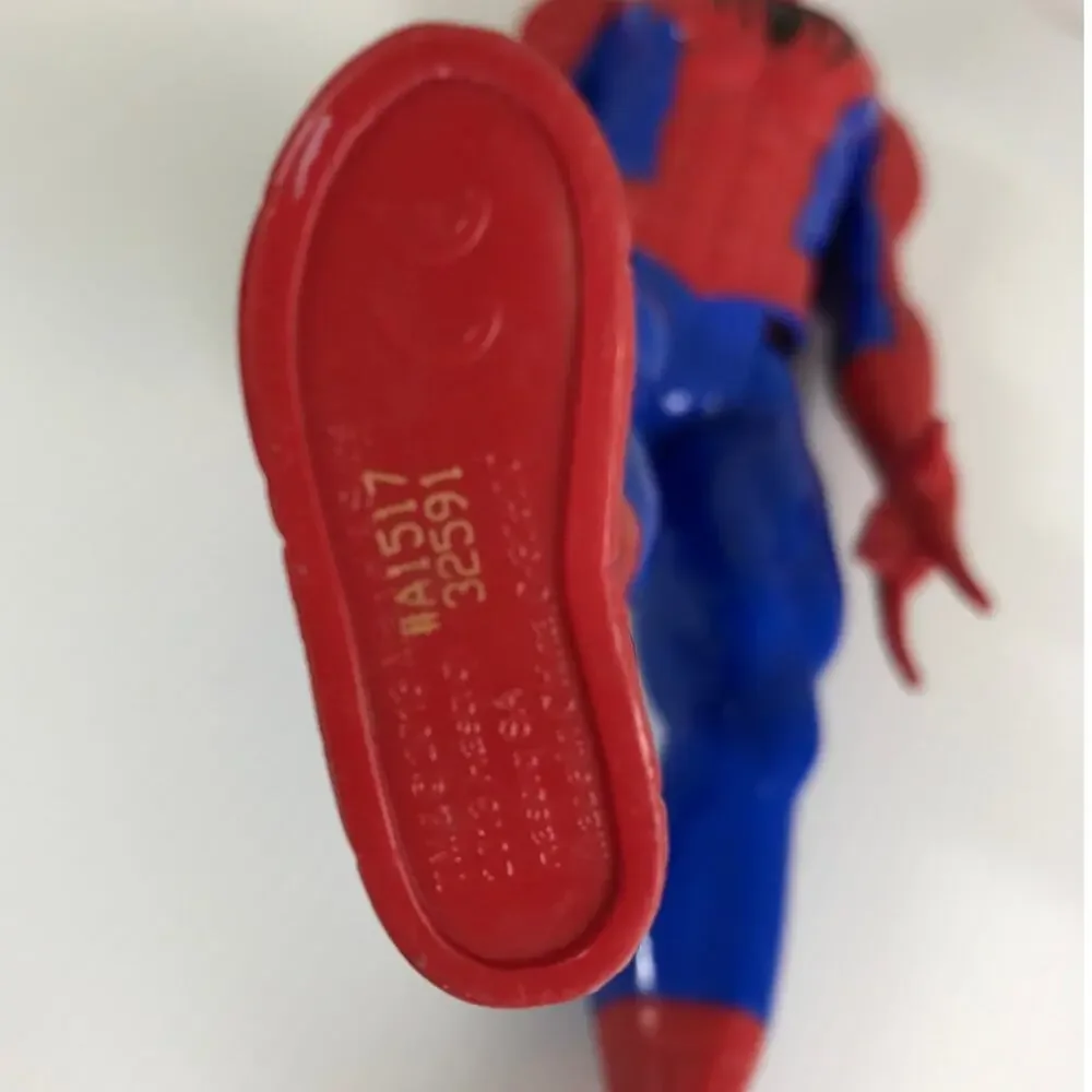 Marvel Titan Hero Spider-Man Action Figure 12”